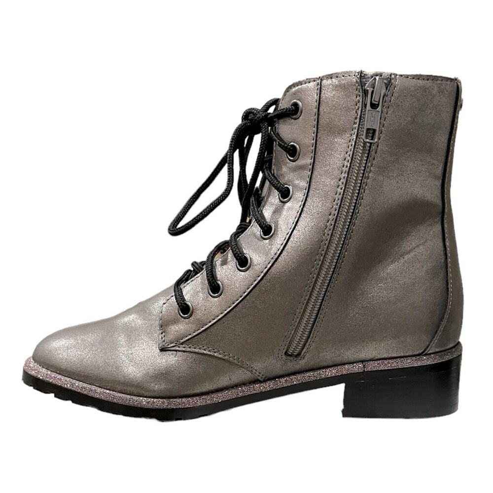 NWOT TREASURE & BOND Gunmetal Gray Combat Boot with Pink Glittery Detail‎ Size 7